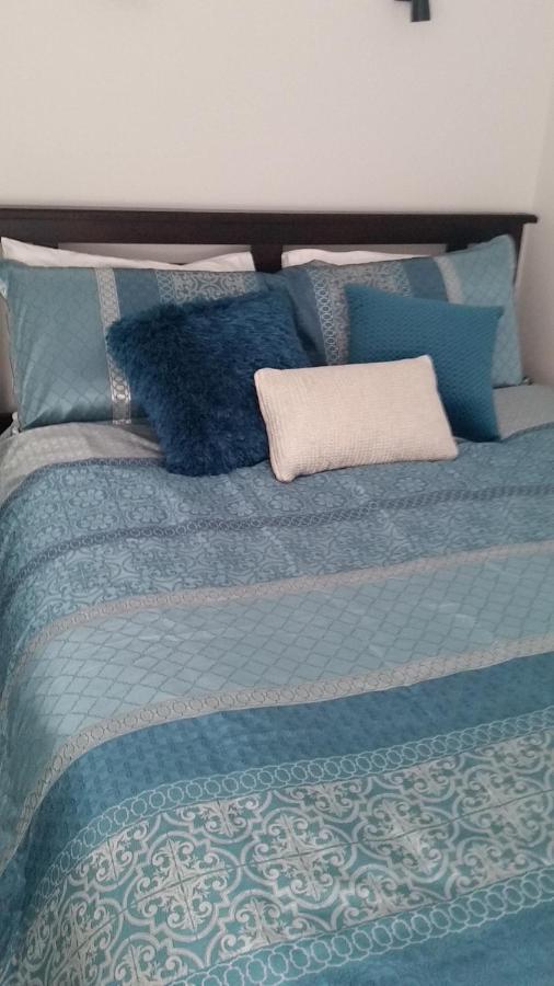 C'Est La Vie Bed & Breakfast Όλμπανι Εξωτερικό φωτογραφία