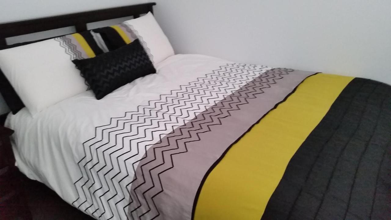 C'Est La Vie Bed & Breakfast Όλμπανι Εξωτερικό φωτογραφία